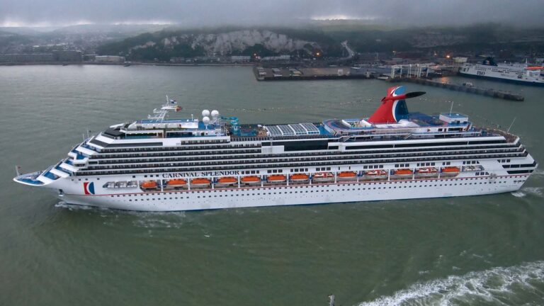 Carnival Splendor