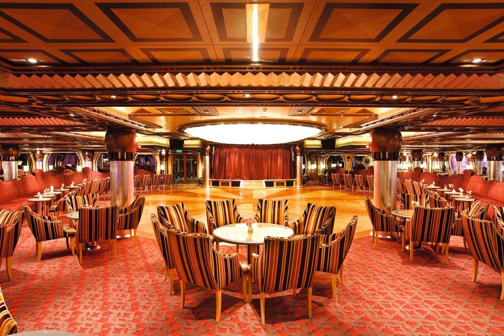 Costa Pacifica: Rhapsody Grand Bar