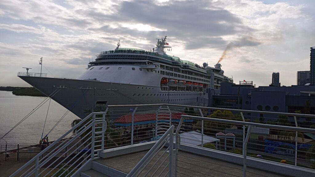 Enchantment of the Seas: Atracado en Tampa, 2025
