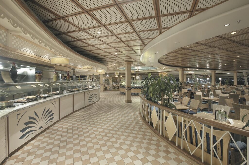 Explorer of the Seas: Windjammer Café