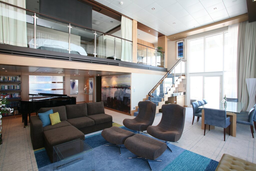 Oasis of the Seas: Royal Loft Suite