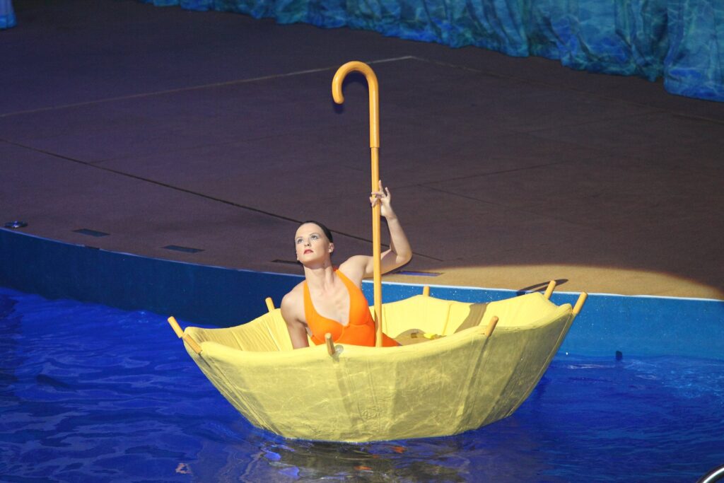 Oasis of the Seas: AquaTheater