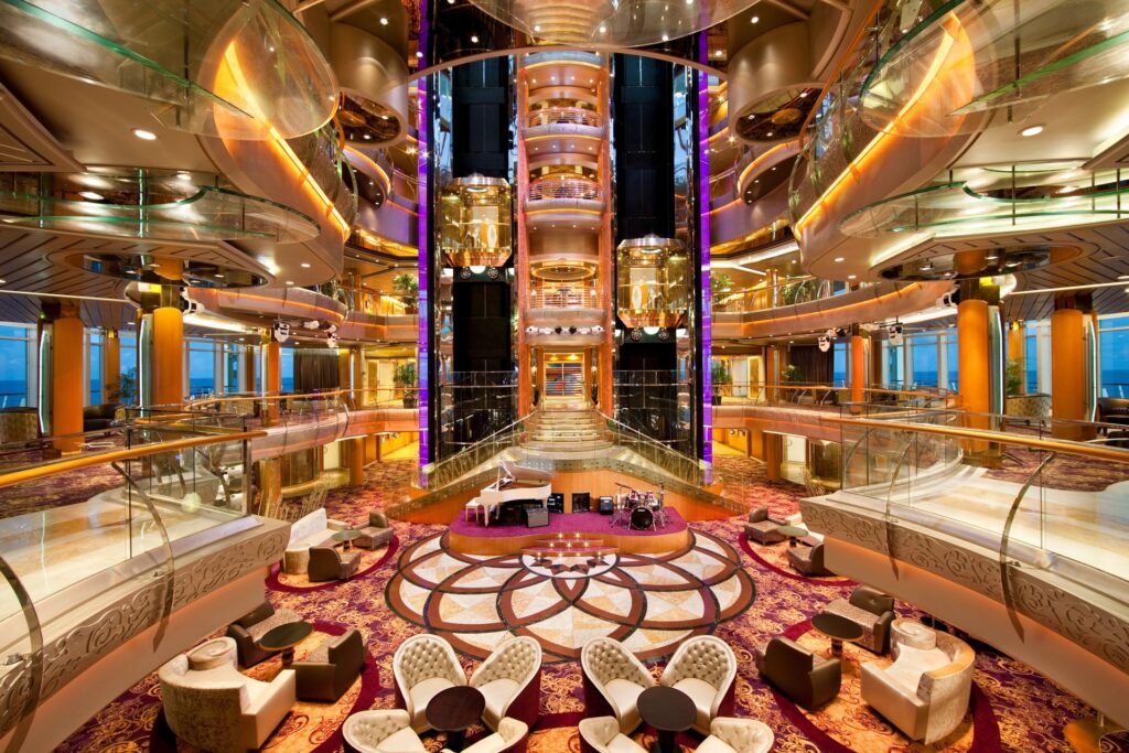 Rhapsody of the Seas: Centrum