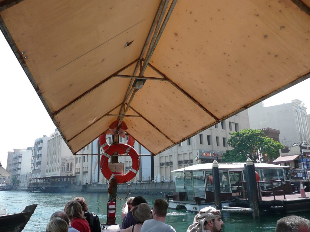 City tour: Crossing Dubai Creek by abra