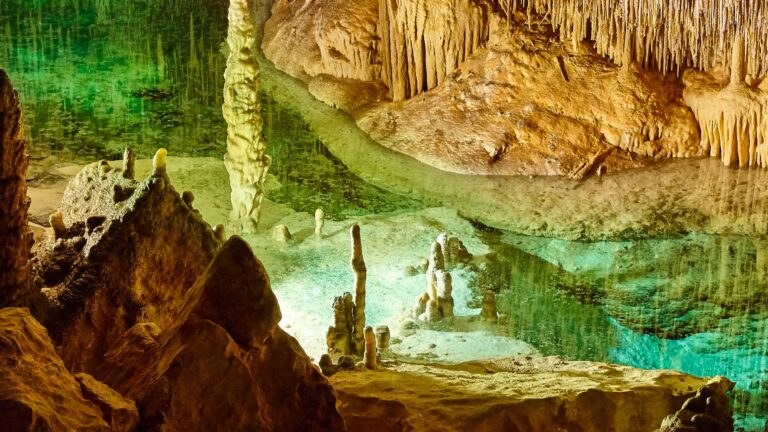 The Drach Caves