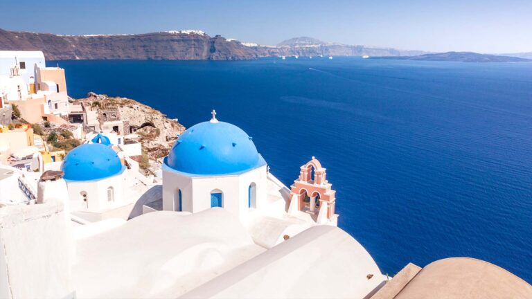 Tour of Oia and Fira