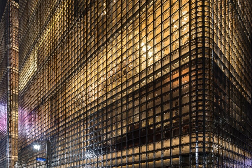Ginza: An illuminated façade