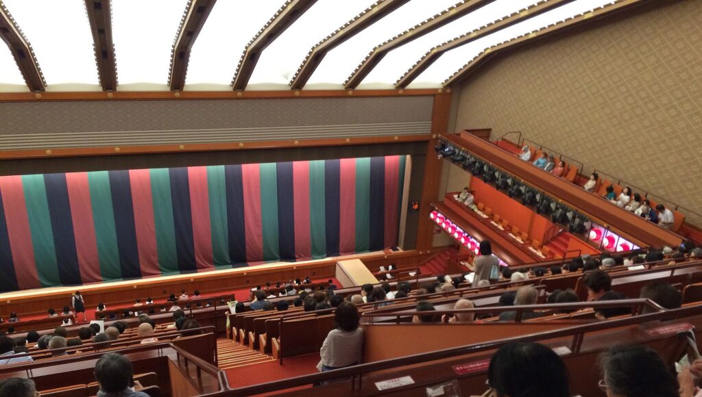 Ginza: Inside the Kabuki-za